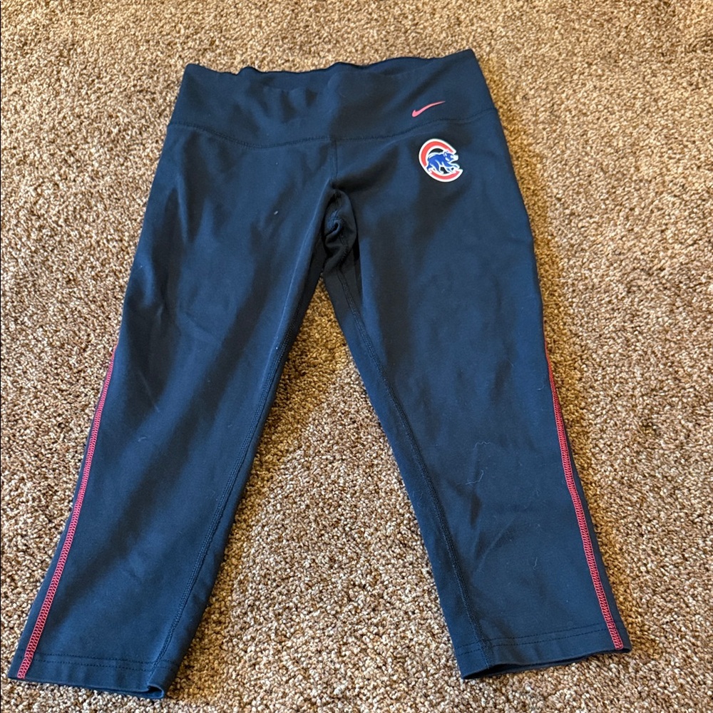 Nike Cubs Black Leggings with Red Stripe